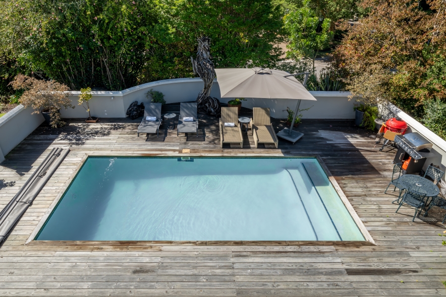 7 Bedroom Property for Sale in Belvidere Estate Western Cape